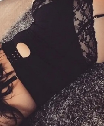 Проститутка Амелия